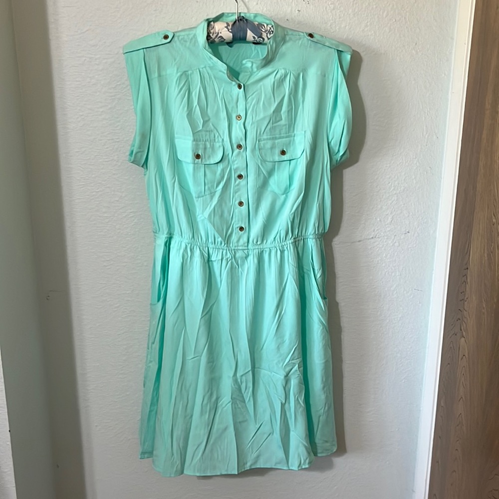 Short shirt dress